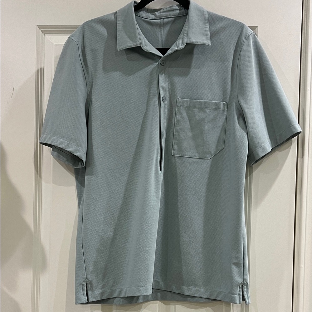 Lululemon Men’s Wovenair Popover shirt size medium